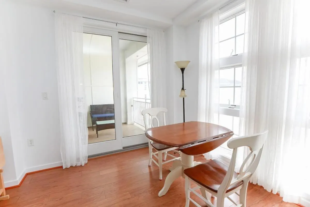 Holiday home Sojourn Beach Haven Sleeps 7 With Pool Near Beach Virginia Beach