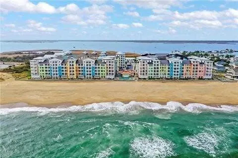 Sojourn Beach Haven Sleeps 7 With Pool Near Beach Virginia Beach